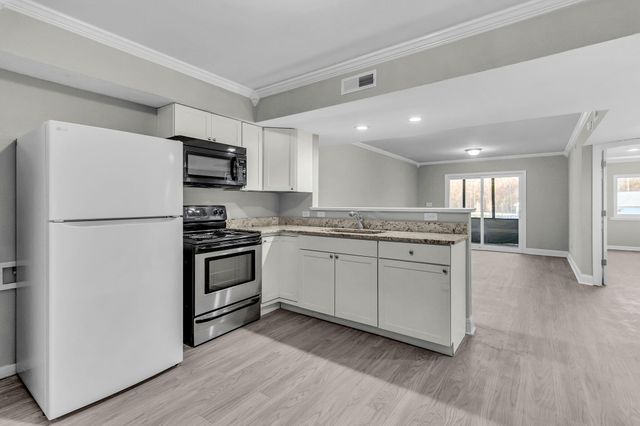 1402 Tailrace Drive, Moncks Corner, SC 29461