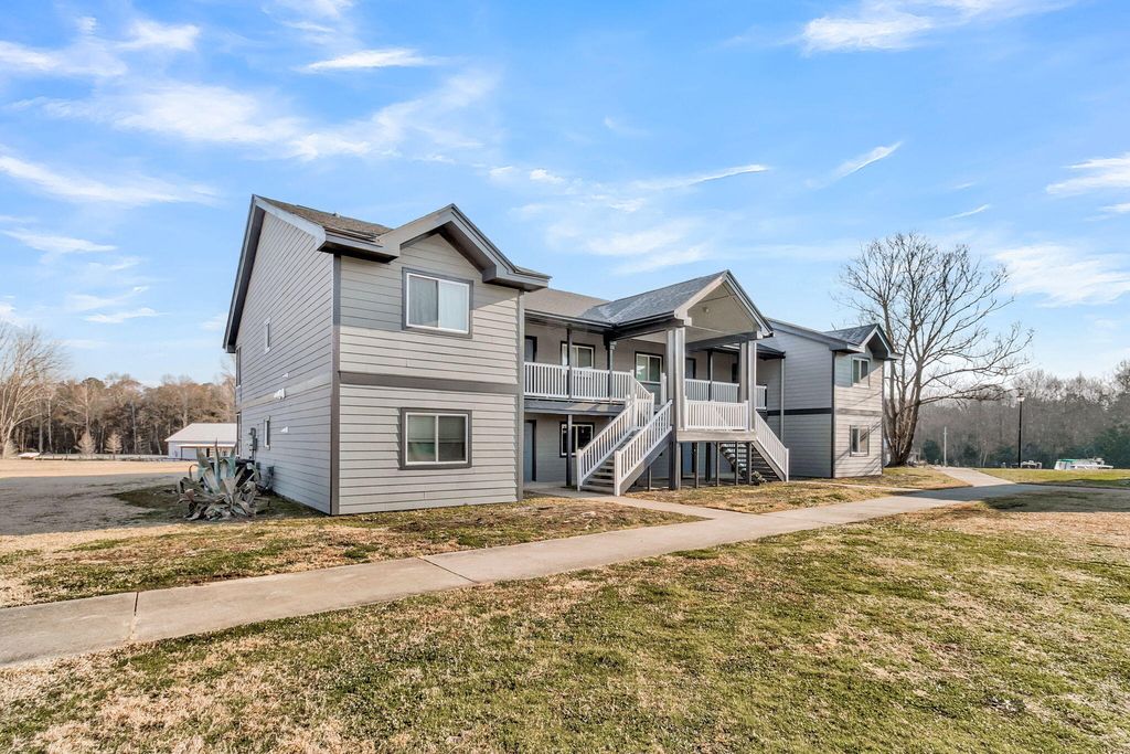 1402 Tailrace Drive, Moncks Corner, SC 29461