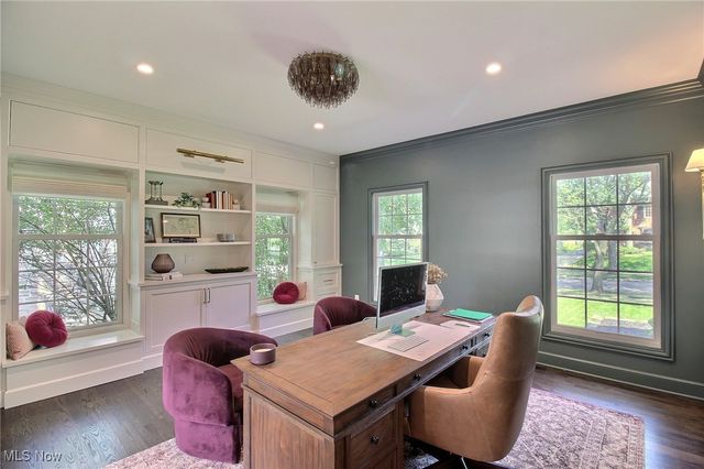 20962 Sydenham Road, Shaker Heights, OH 44122