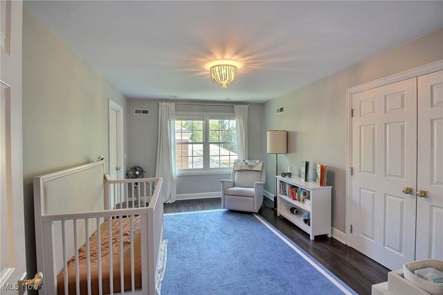 20962 Sydenham Road, Shaker Heights, OH 44122