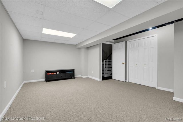 1613 Brentwood Drive, Troy, MI 48098