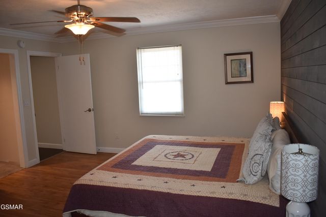 298 Lane Hollow Road, Sevierville, TN 37876