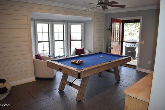 298 Lane Hollow Road, Sevierville, TN 37876