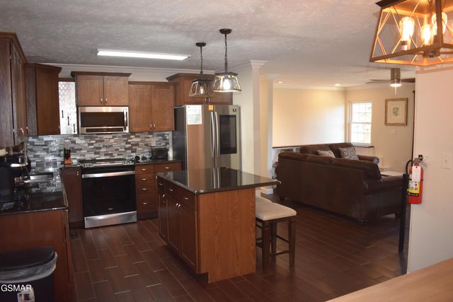 298 Lane Hollow Road, Sevierville, TN 37876