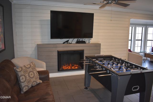 298 Lane Hollow Road, Sevierville, TN 37876