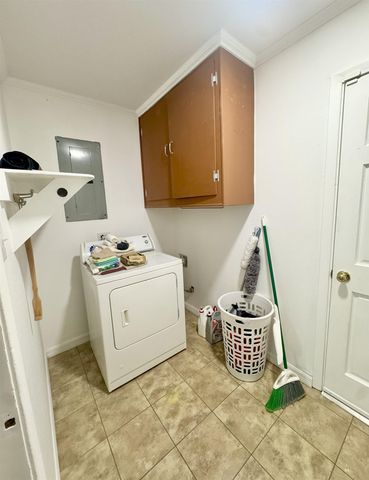 811 Kenney Street, Houma, LA 70364