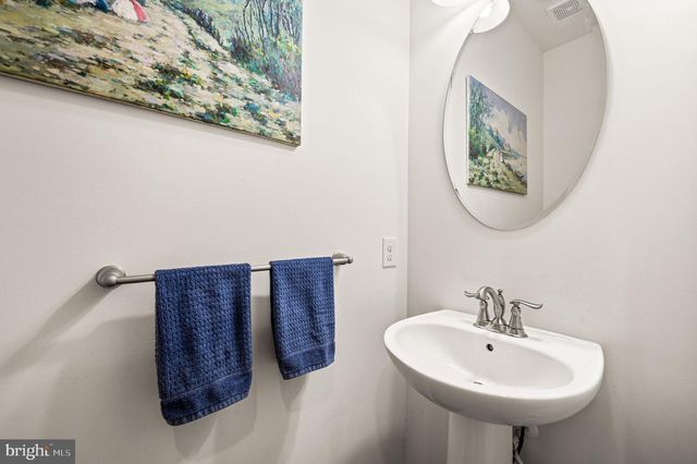 1714 LYDIA DR, Hatfield, PA 19440