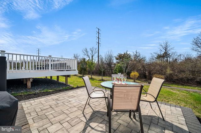 1714 LYDIA DR, Hatfield, PA 19440