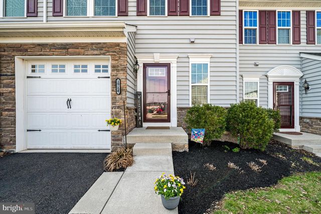 1714 LYDIA DR, Hatfield, PA 19440