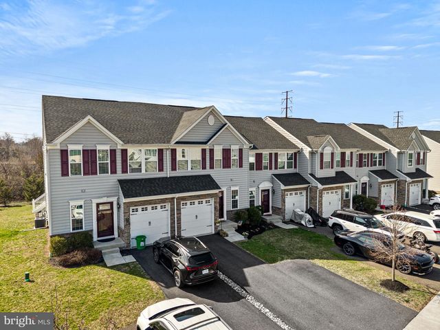 1714 LYDIA DR, Hatfield, PA 19440