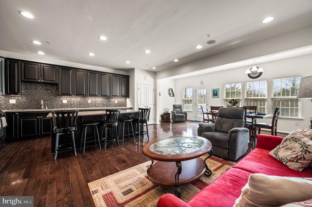 1714 LYDIA DR, Hatfield, PA 19440