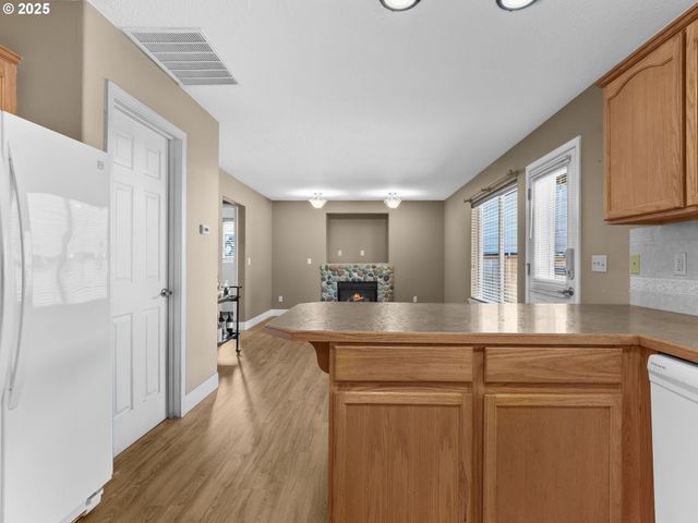 52407 Ne 14TH St, Scappoose, OR 97056