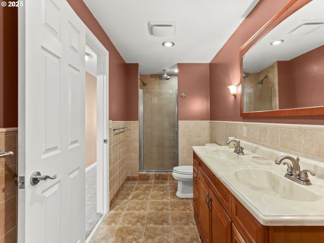 52407 Ne 14TH St, Scappoose, OR 97056