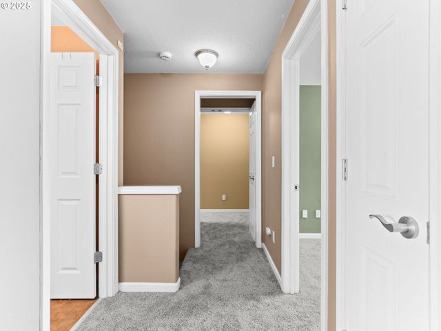 52407 Ne 14TH St, Scappoose, OR 97056