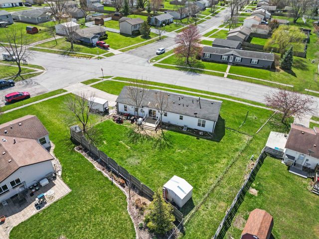 6000 W 175th Avenue, Lowell, IN 46356