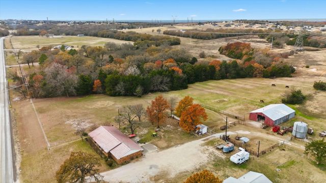 309 N FM 730, Decatur, TX 76234