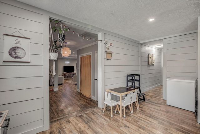 302 E Kay Street, Dayton, TX 77535