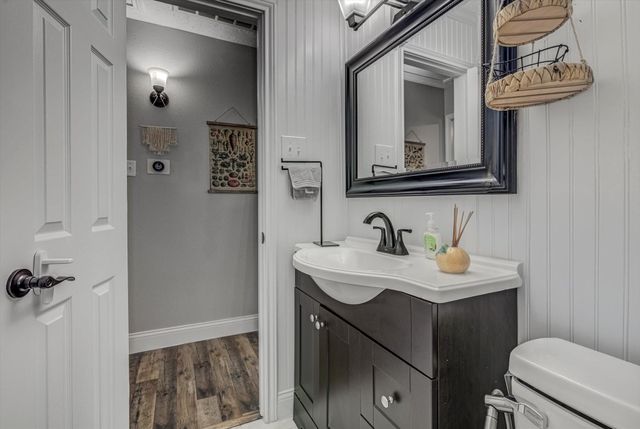 302 E Kay Street, Dayton, TX 77535