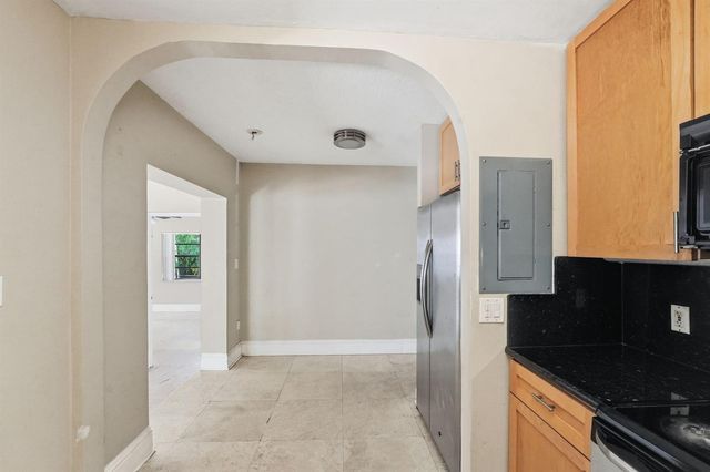 1060 NE 123rd Street, North Miami, FL 33161