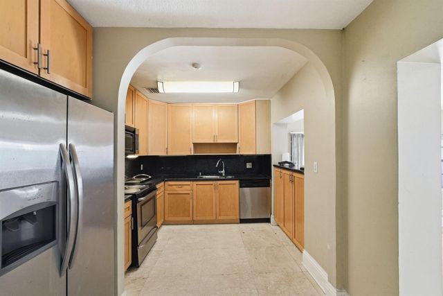 1060 NE 123rd Street, North Miami, FL 33161