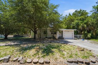 1060 NE 123rd Street, North Miami, FL 33161