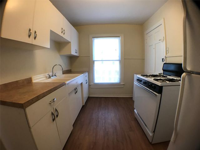 2509 Enfield RD C, Austin, TX 78703