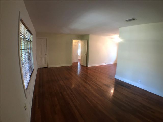 2509 Enfield RD C, Austin, TX 78703