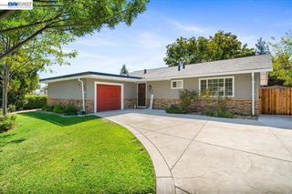1280 Tulip Way, Livermore, CA 94551