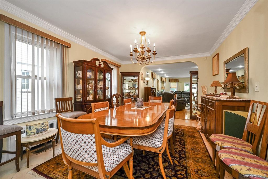 18433 Tudor Road, Jamaica Estates, NY 11432 — photo 4