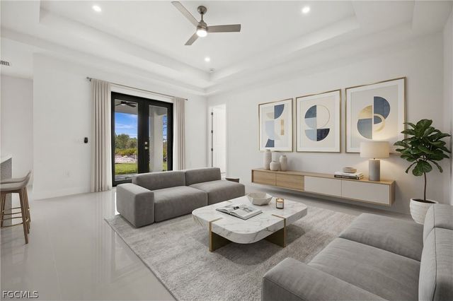 938 Bolivia DR, Lehigh Acres, FL 33974