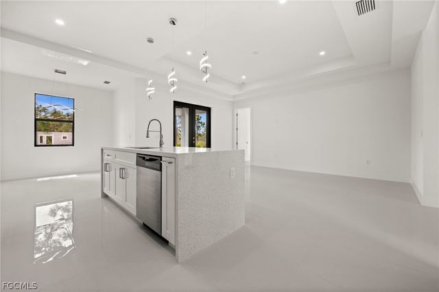 938 Bolivia DR, Lehigh Acres, FL 33974