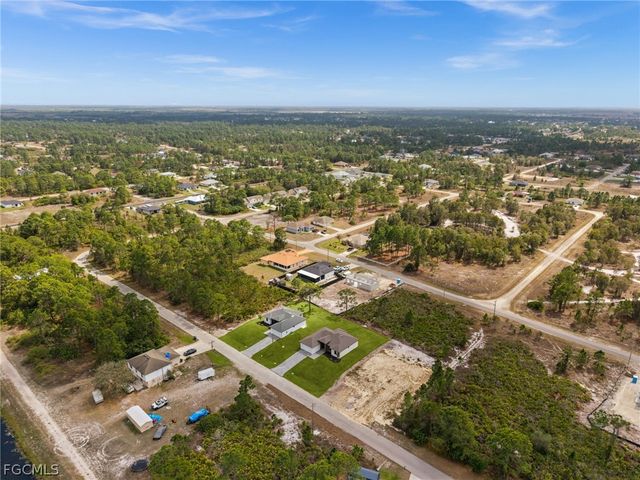 938 Bolivia DR, Lehigh Acres, FL 33974