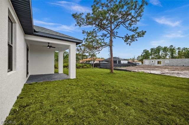 938 Bolivia DR, Lehigh Acres, FL 33974