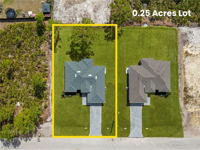 938 Bolivia DR, Lehigh Acres, FL 33974