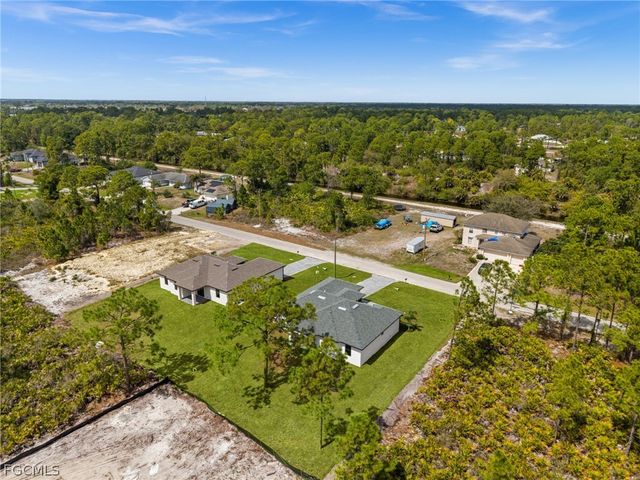 938 Bolivia DR, Lehigh Acres, FL 33974