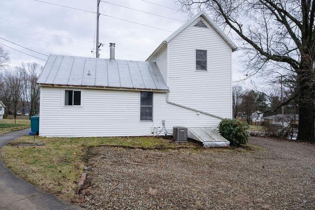 19 Avalon Road, Mount Vernon, OH 43050