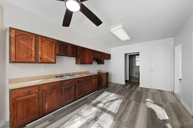 1461 Kinney Avenue, Cincinnati, OH 45231