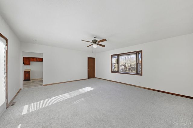 1461 Kinney Avenue, Cincinnati, OH 45231