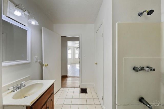 1461 Kinney Avenue, Cincinnati, OH 45231