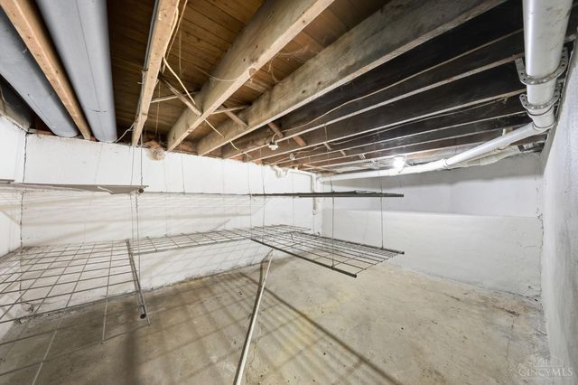 1461 Kinney Avenue, Cincinnati, OH 45231