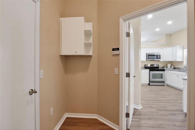 2743 BERKFORD CIRCLE, Lakeland, FL 33810