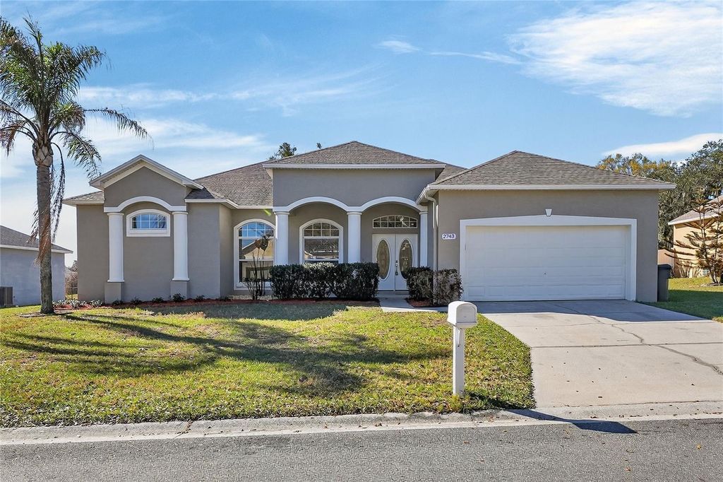 Image 1 of property listing at 2743 BERKFORD CIRCLE, Lakeland, FL 33810