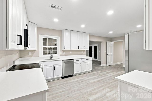 452 Mirror Lake Road, Salisbury, NC 28146
