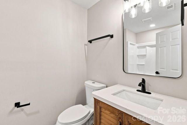 452 Mirror Lake Road, Salisbury, NC 28146