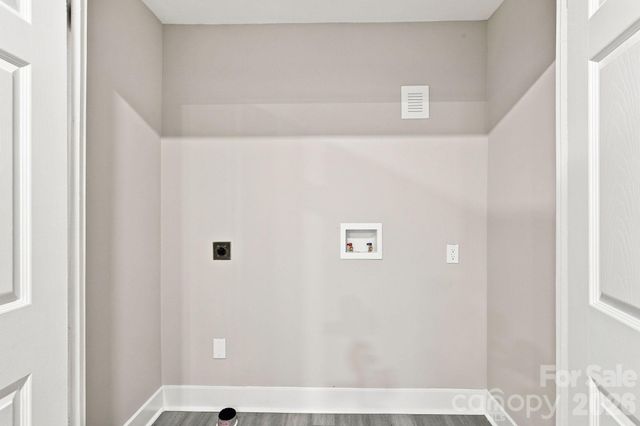 452 Mirror Lake Road, Salisbury, NC 28146