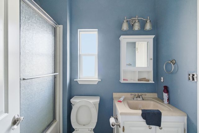 2013 Spring Valley Drive, Azle, TX 76020