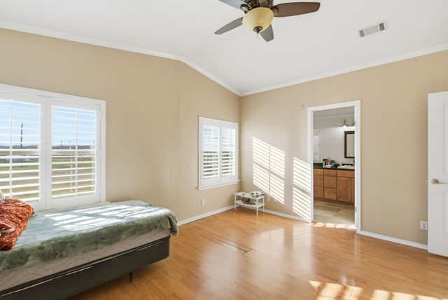 2013 Spring Valley Drive, Azle, TX 76020