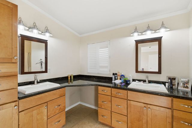 2013 Spring Valley Drive, Azle, TX 76020