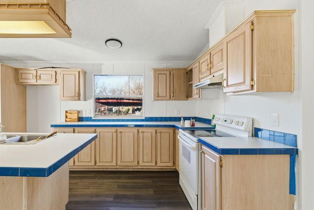 2013 Spring Valley Drive, Azle, TX 76020