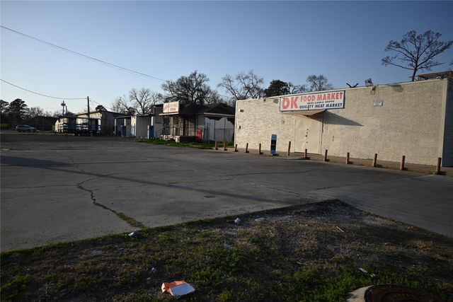 4625 Laura Koppe Road, Houston, TX 77016